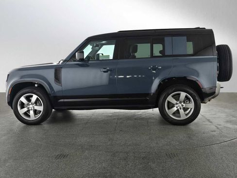 Used 2025 Land Rover Defender 110 X-Dynamic SE image 8