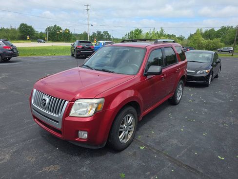Used 2010 Mercury Mariner Premier AWD/4WD image 2