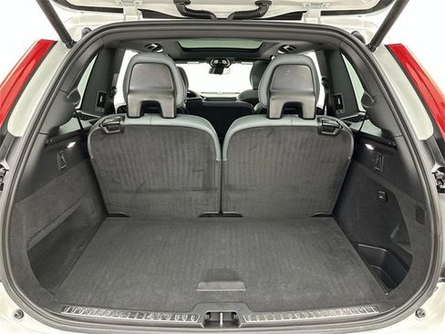 Certified 2024 Volvo XC90 T8 Ultimate w/ Protection Package Premier image 25