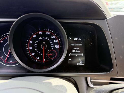 Certified 2023 Hyundai Elantra SE w/ Preferred Accessory Package FWD image 35