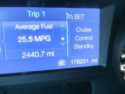 Used 2013 Ford Edge SEL FWD image 31