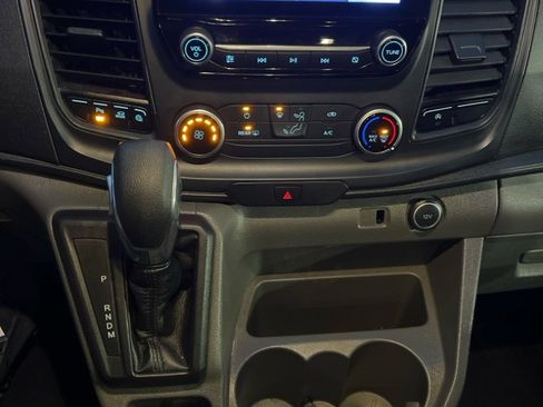 Used 2021 Ford Transit 350 XLT image 28