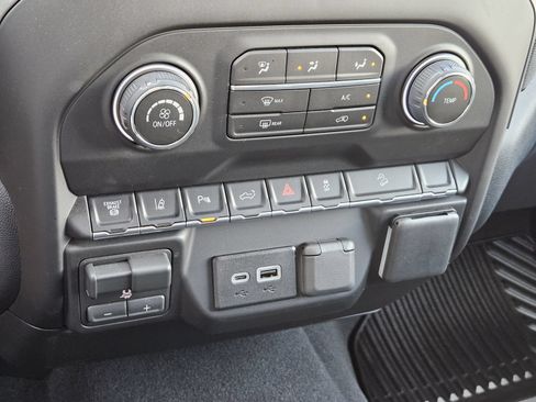 New 2026 Chevrolet Silverado 2500 Custom w/ Custom Value Package AWD/4WD image 23
