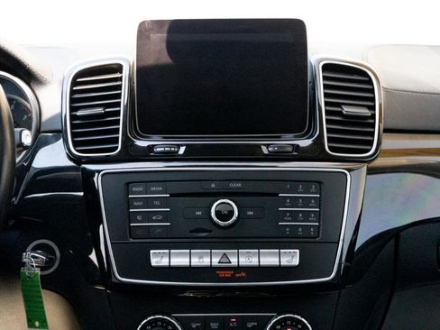 Used 2018 Mercedes-Benz GLE 43 AMG 4MATIC w/ Night Package image 36