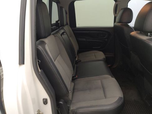 Used 2017 Nissan Titan S RWD image 19