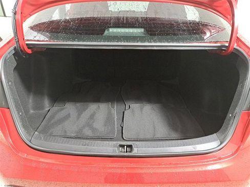 Used 2021 Toyota Corolla SE image 10