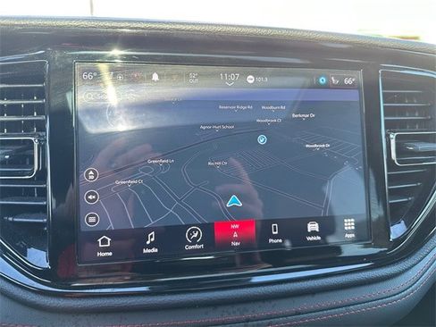 Used 2024 Dodge Durango GT image 16