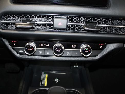 Certified 2025 Honda HR-V EX-L image 30