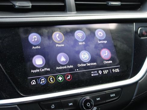 Used 2022 Buick Encore GX Essence w/ Experience Buick Package image 9