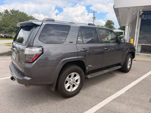 Used 2020 Toyota 4Runner SR5 RWD image 6