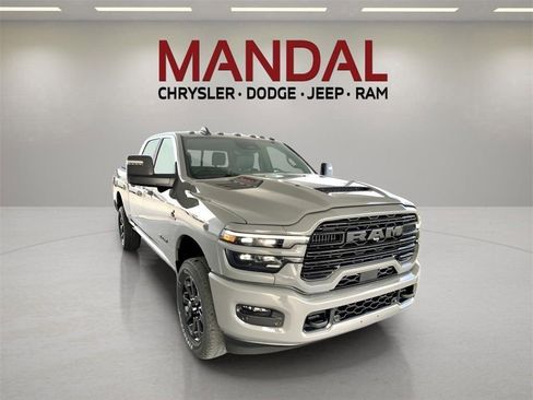 New 2026 RAM 2500 Laramie w/ Night Edition AWD/4WD image 4