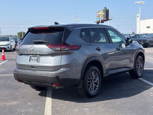 Used 2025 Nissan Rogue S FWD image 5