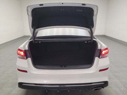 Used 2020 Kia Optima LX FWD image 29