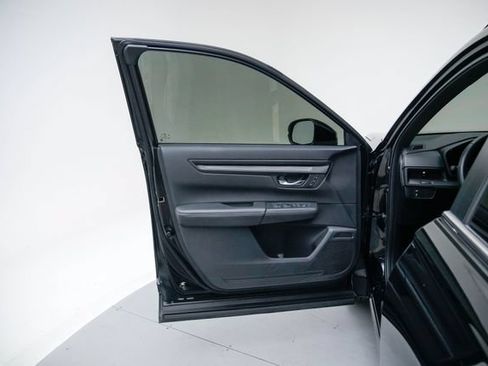 Certified 2025 Honda CR-V Sport-L image 24