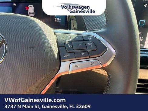 New 2026 Volkswagen Atlas Cross Sport SEL Premium R-Line image 19