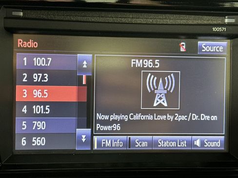 Used 2016 Toyota Corolla L image 20