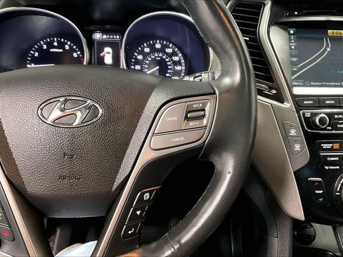 Used 2018 Hyundai Santa Fe Sport FWD image 24