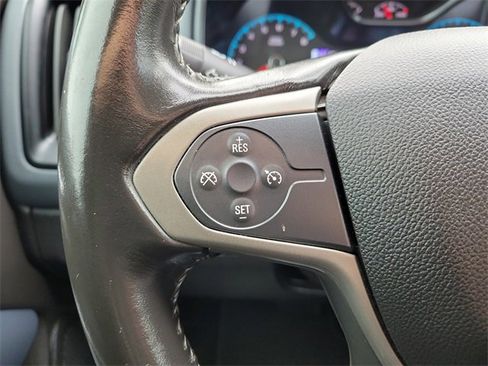 Used 2018 Chevrolet Colorado Z71 image 23