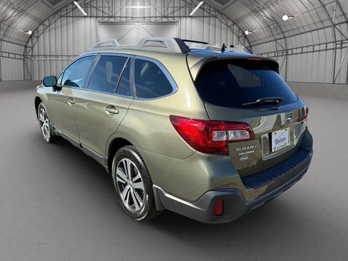 Used 2018 Subaru Outback 3.6R Limited image 9