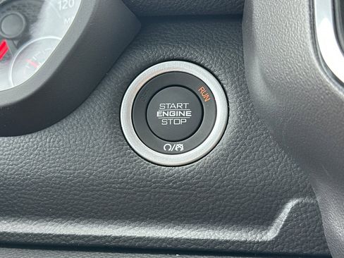 New 2026 RAM 1500 Laramie AWD/4WD image 21