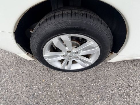 Used 2011 Nissan Altima 2.5 S w/ 2.5S Premium Pkg FWD image 59
