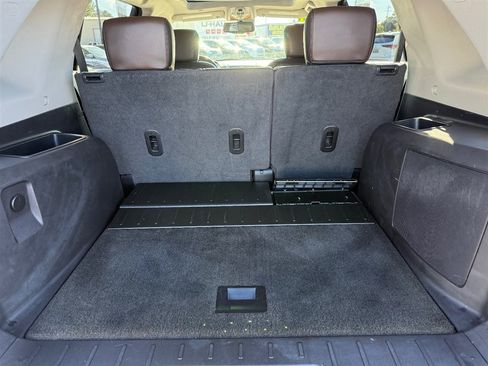 Used 2011 GMC Terrain SLT image 13