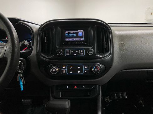Used 2016 Chevrolet Colorado W/T image 18
