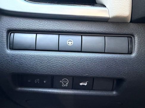 Certified 2023 Nissan Rogue SL w/ SL Premium Package AWD/4WD image 16