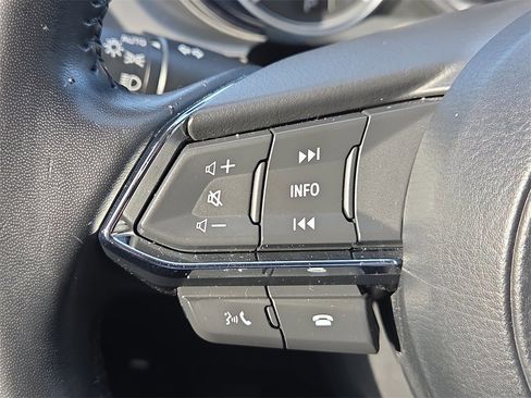 Used 2021 MAZDA CX-9 Touring image 29