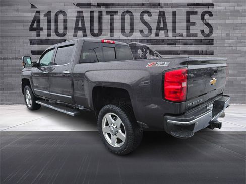 Used 2015 Chevrolet Silverado 2500 LTZ image 8