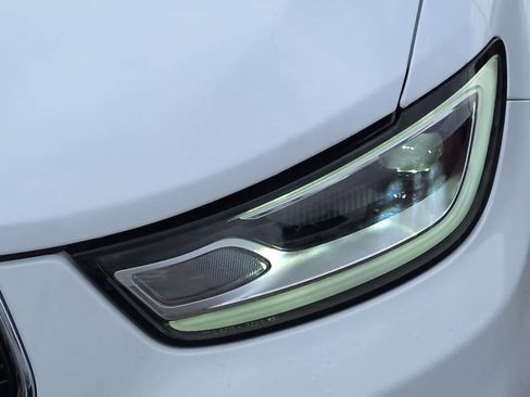 New 2026 Chrysler Pacifica Select image 11