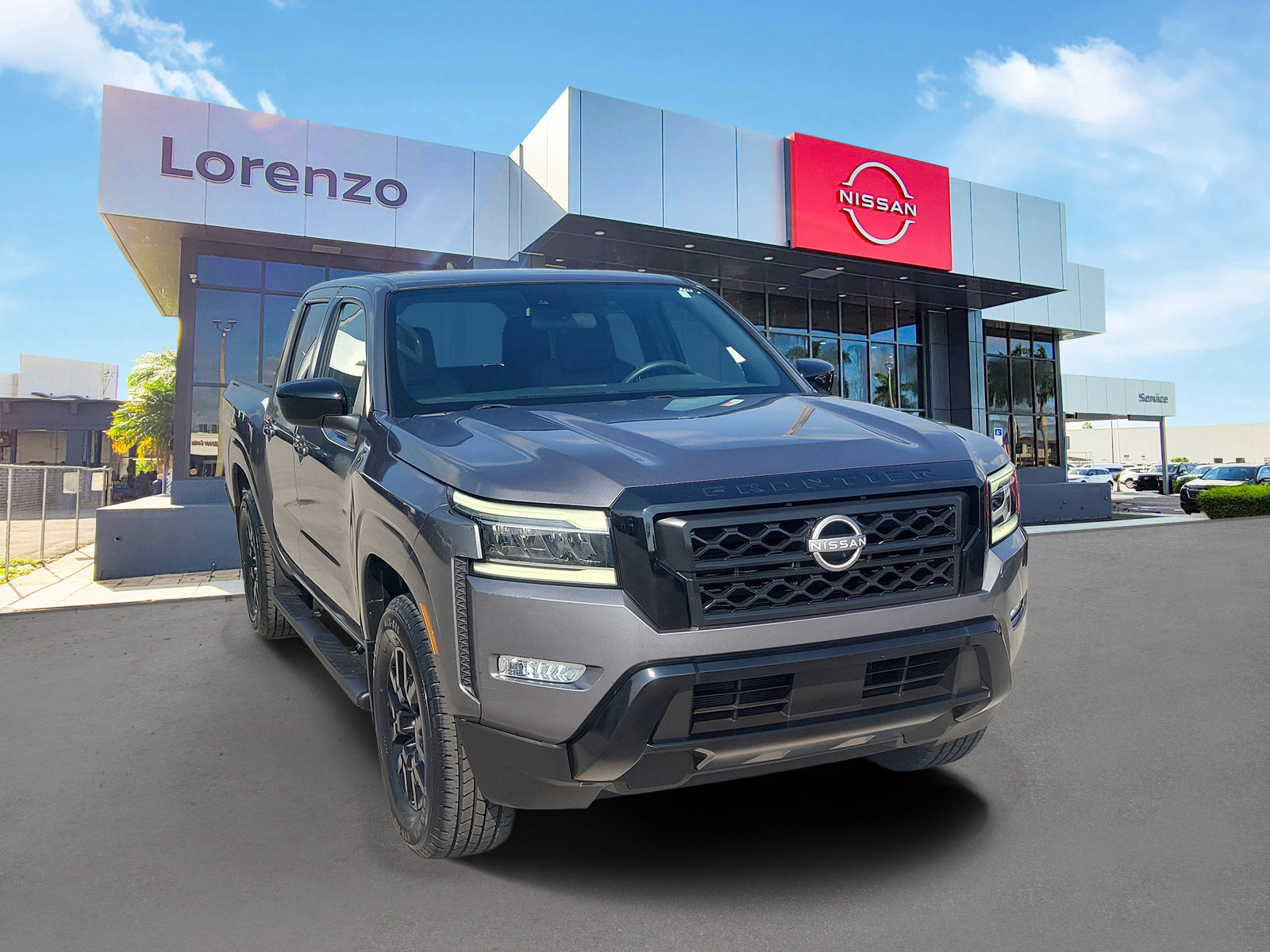 Used 2023 Nissan Frontier SV w/ Midnight Edition Package RWD image 3
