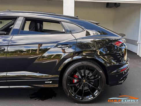 Used 2024 Lamborghini Urus S image 51