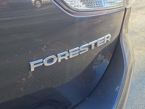 Certified 2023 Subaru Forester Premium image 5