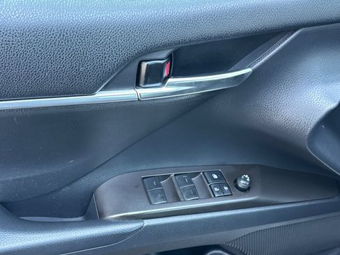 Certified 2022 Toyota Camry SE FWD image 14
