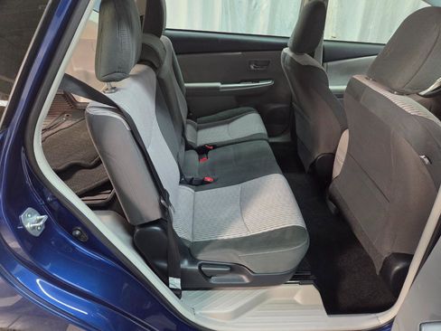 Used 2017 Toyota Prius V Three image 15