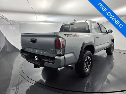 Used 2023 Toyota Tacoma TRD Off-Road w/ TRD Premium Off Road Package AWD/4WD image 6