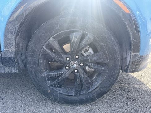 Used 2025 Buick Encore GX Sport Touring w/ Comfort Package image 4