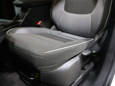 Used 2025 Chevrolet TrailBlazer LT image 12