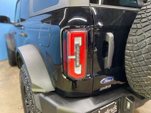 Used 2024 Ford Bronco Wildtrak image 9