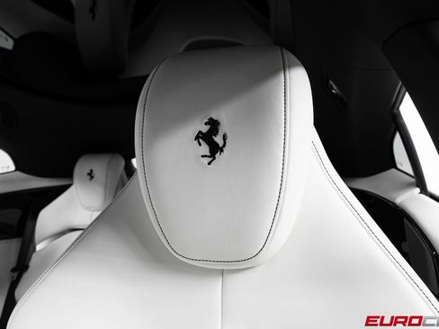 Used 2025 Ferrari Purosangue AWD/4WD image 61