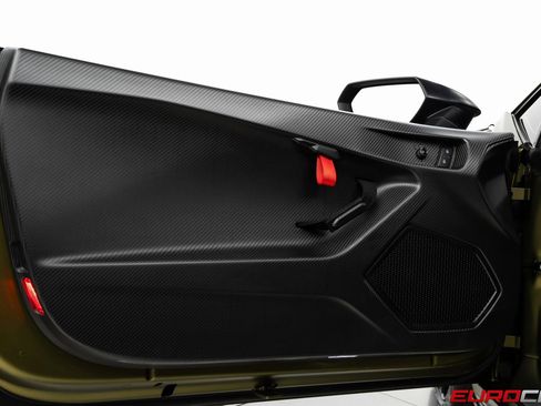 Used 2022 Lamborghini Huracan STO image 32