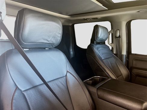 Used 2023 Ford F250 Lariat w/ Lariat Ultimate Package image 32