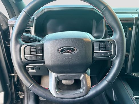 Used 2024 Ford Expedition Max Limited image 11