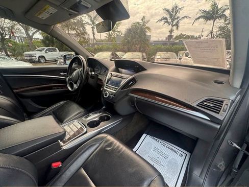 Used 2017 Acura MDX SH-AWD image 8