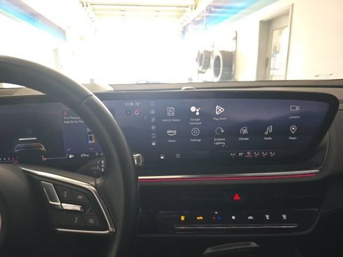 Used 2024 Buick Envision Preferred AWD/4WD image 19