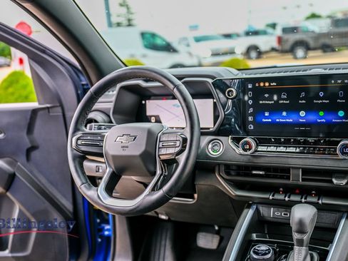 Used 2025 Chevrolet Colorado Trail Boss AWD/4WD image 15
