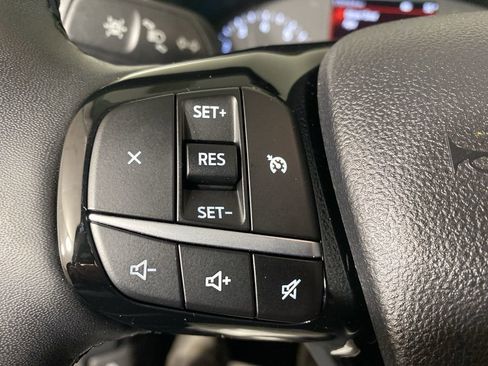 Used 2022 Ford Escape SE w/ Cold Weather Package image 13