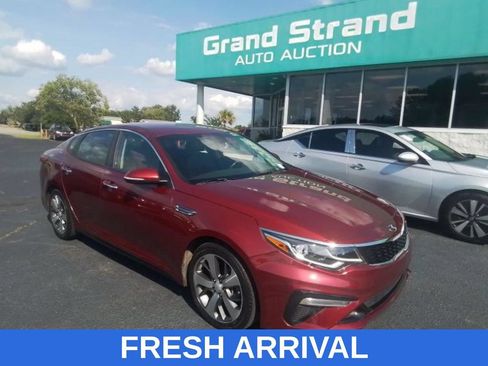 Used 2019 Kia Optima S FWD image 4
