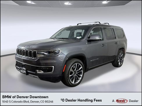Used 2022 Jeep Wagoneer Series III w/ Premium Group I AWD/4WD image 1